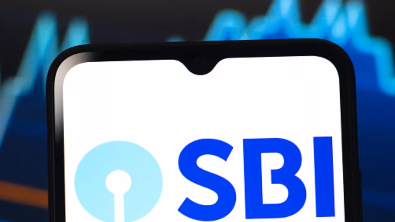 https://stocktwits.com/news articles/markets/equity/sbi shares poised for next leg of rally sebi analyst sees 15 20 upside by diwali 2026/cLG4TybR3qx