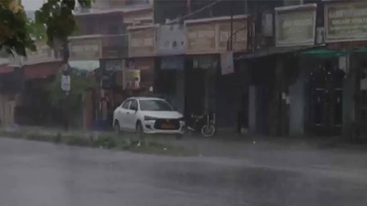 Heavy downpor in Garhi Cantt area (Photo/ANI) Heavy downpor in Garhi Cantt area (Photo/ANI)
