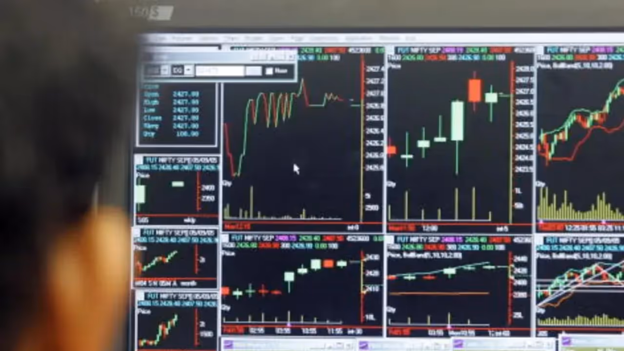 https://stocktwits.com/news articles/markets/equity/lemon tree hotels to benefit from sectoral tailwinds stock remains in bullish trend says sebi ra vijay gupta/ch8wlKhR5M0
