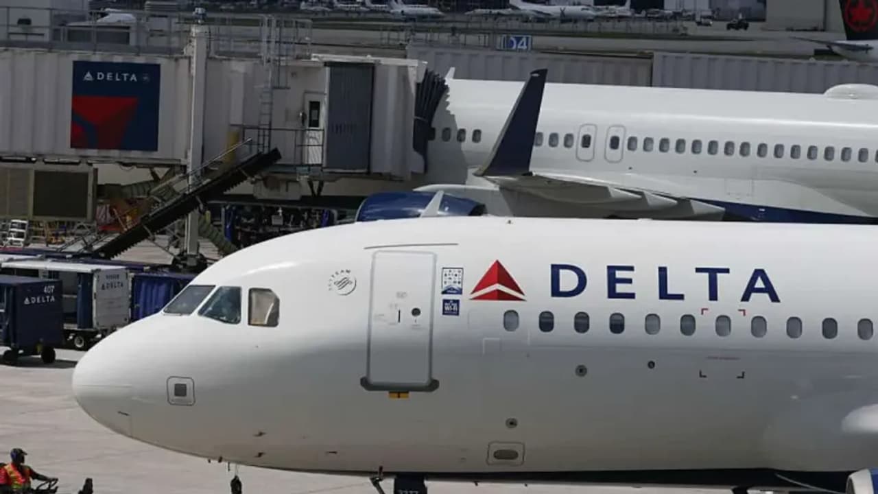https://stocktwits.com/news articles/markets/equity/delta air lines stock in spotlight as ceo expects demand to tick up in second half of 2025/chkosyXRbuM