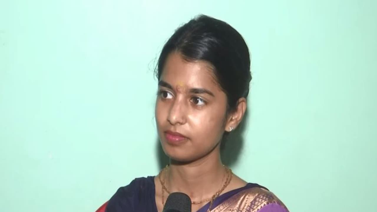 BJP candidate from Alinagar, Maithili Thakur (Photo/ANI) BJP candidate from Alinagar, Maithili Thakur (Photo/ANI)