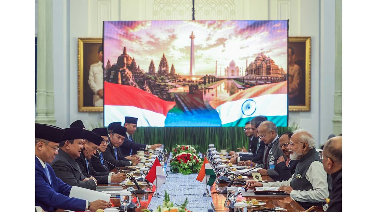 Prime Minister Narendra Modi and Indonesian President Prabowo Subianto during delegation level talks (File Photo/ANI) Prime Minister Narendra Modi and Indonesian President Prabowo Subianto during delegation level talks (File Photo/ANI)