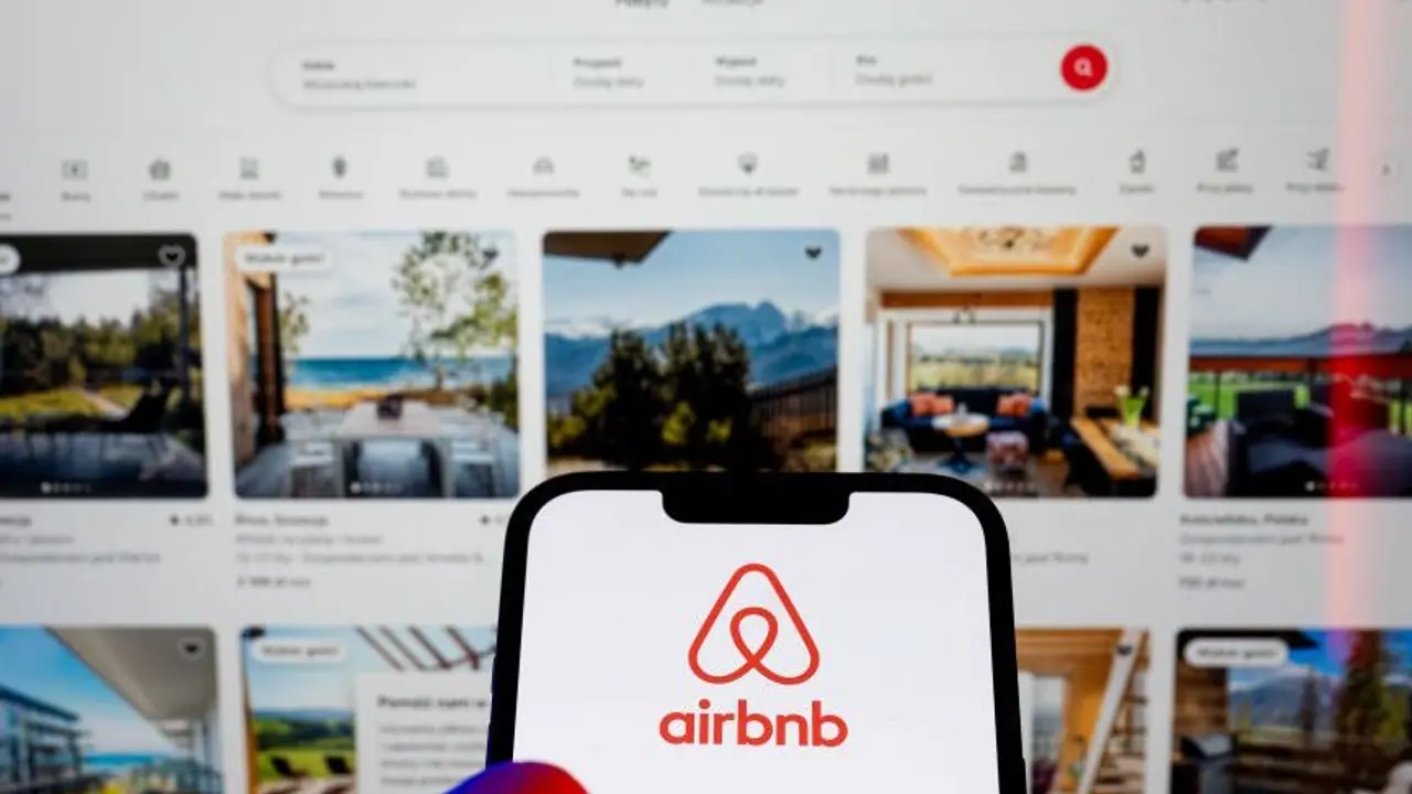 Airbnb Stock Surges After Market On Q4 Earnings Beat: Retail’s Extremely Bullish Airbnb Stock Surges After Market On Q4 Earnings Beat: Retail’s Extremely Bullish