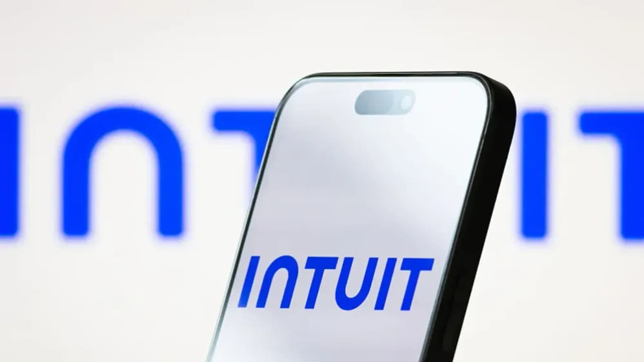 https://stocktwits.com/news articles/markets/equity/intuit stock falls off a cliff amid market pressure but retail sees a strong buy/cmU1dLSR47B https://stocktwits.com/news articles/markets/equity/intuit stock falls off a cliff amid market pressure but retail sees a strong buy/cmU1dLSR47B
