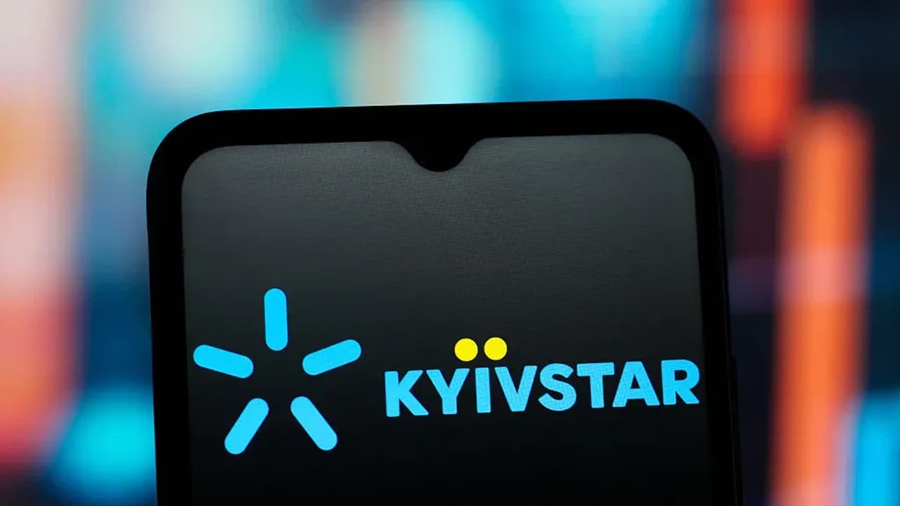 https://stocktwits.com/news articles/markets/equity/kyivstar stock rallies after launch of its starlink satellite service across ukraine/cL5bQozREQ1 https://stocktwits.com/news articles/markets/equity/kyivstar stock rallies after launch of its starlink satellite service across ukraine/cL5bQozREQ1