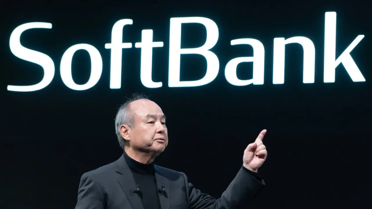 https://stocktwits.com/news articles/markets/equity/masayoshi son arm valuation 10 fold intel investment/cZKy4RwR7fc https://stocktwits.com/news articles/markets/equity/masayoshi son arm valuation 10 fold intel investment/cZKy4RwR7fc