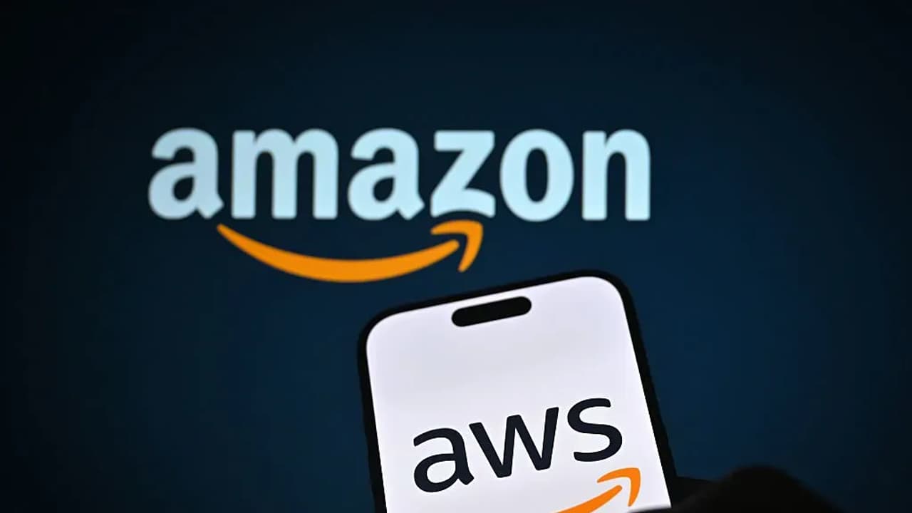 https://stocktwits.com/news articles/markets/equity/memory gpu shortage agentic ai boom cpu crunch aws amazon/cZofIolRJ9d https://stocktwits.com/news articles/markets/equity/memory gpu shortage agentic ai boom cpu crunch aws amazon/cZofIolRJ9d