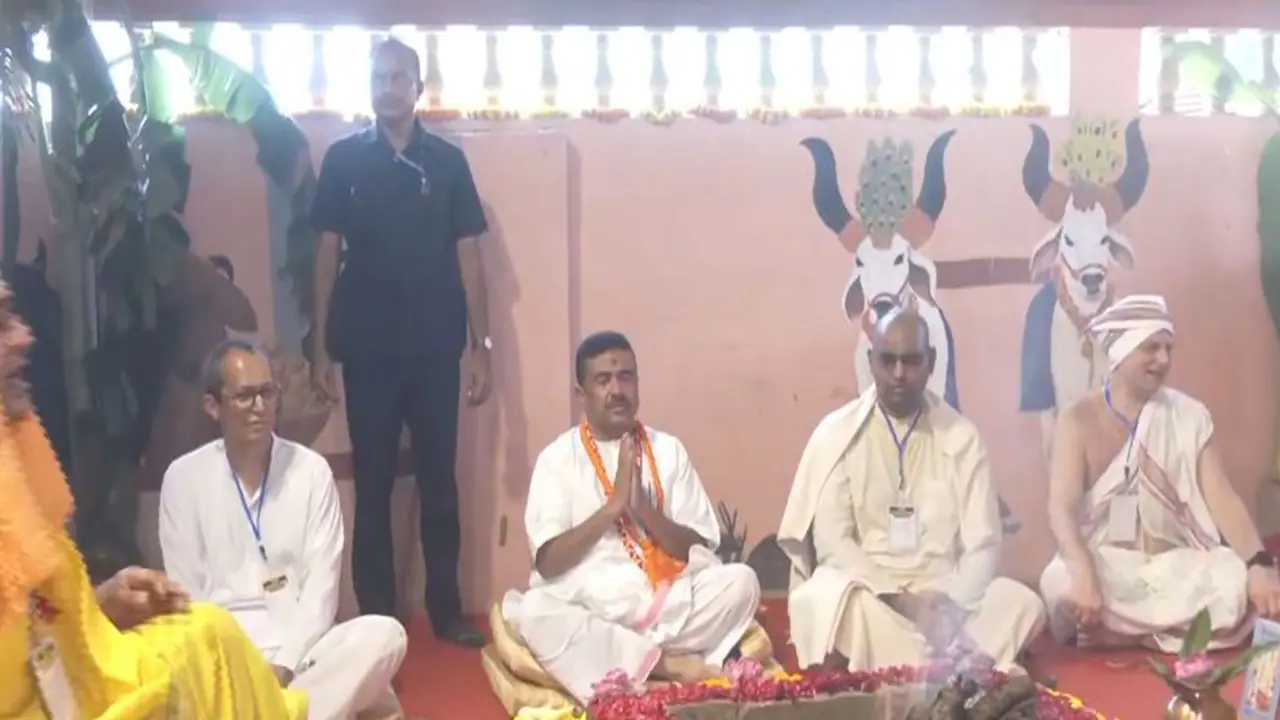 West Bengal CM Suvendu Adhikari performs Gau Puja at ISKCON Mayapur (Photo/ANI) West Bengal CM Suvendu Adhikari performs Gau Puja at ISKCON Mayapur (Photo/ANI)