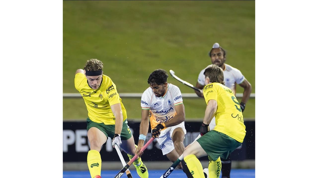 Aditya Arjun Lalage (middle) (Photo: Hockey India) Aditya Arjun Lalage (middle) (Photo: Hockey India)