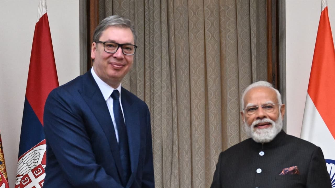 Prime Minister Narendra Modi and Serbian President Aleksandar Vučić. (Photo: X/@narendramodi) Prime Minister Narendra Modi and Serbian President Aleksandar Vučić. (Photo: X/@narendramodi)