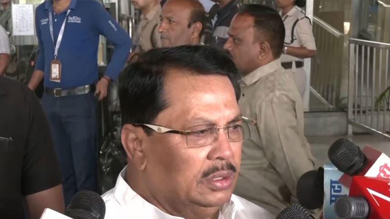 Maharashtra Congress MLA Vijay Wadettiwar (Photo/ANI) Maharashtra Congress MLA Vijay Wadettiwar (Photo/ANI)
