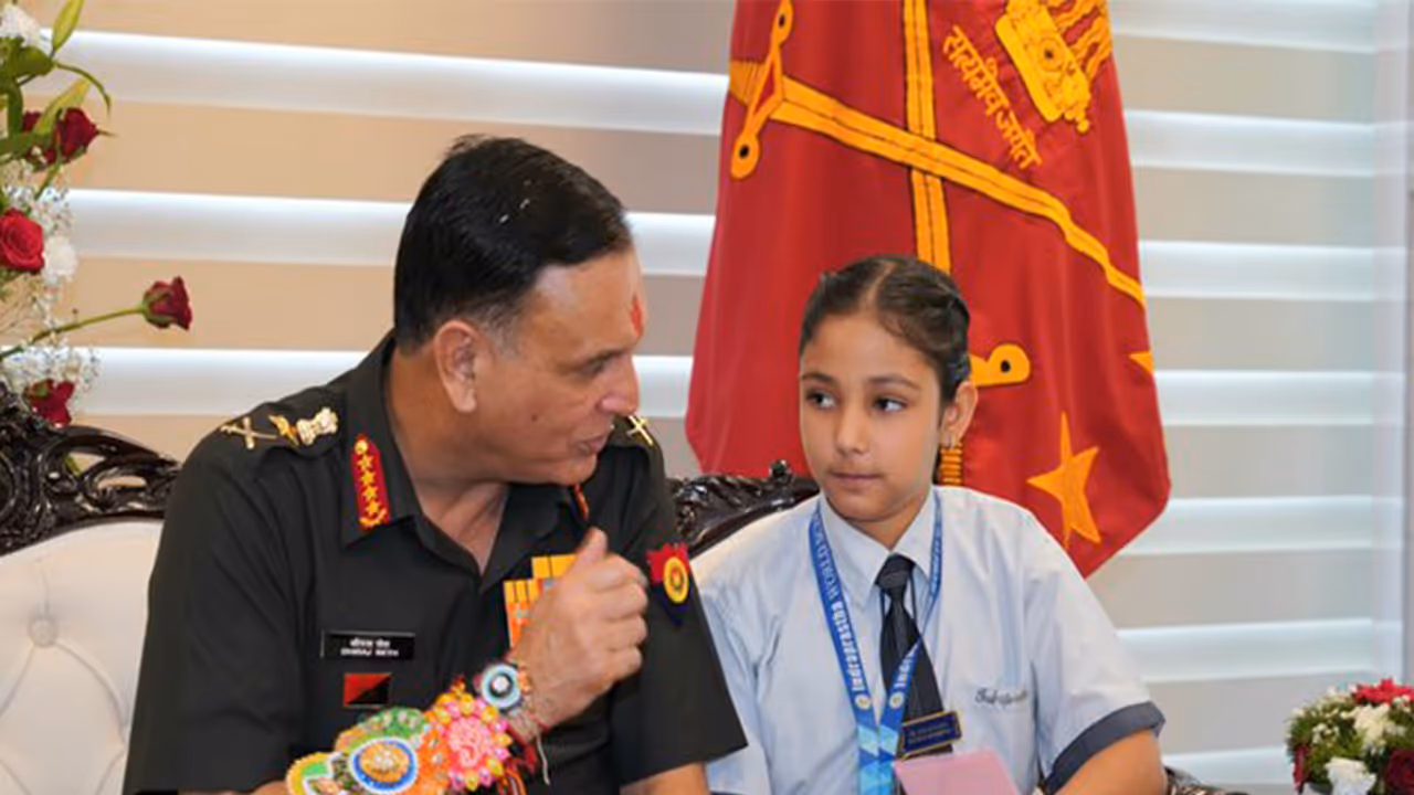 School children tied Rakhis to General Dhiraj Seth (Photo/@adgpi) School children tied Rakhis to General Dhiraj Seth (Photo/@adgpi)