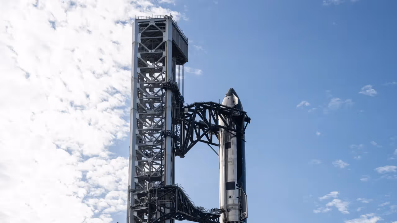 https://stocktwits.com/news articles/markets/equity/space x ends falcon 9 starlink era in florida starship takes over east coast/cZYkw0jRJo9 https://stocktwits.com/news articles/markets/equity/space x ends falcon 9 starlink era in florida starship takes over east coast/cZYkw0jRJo9