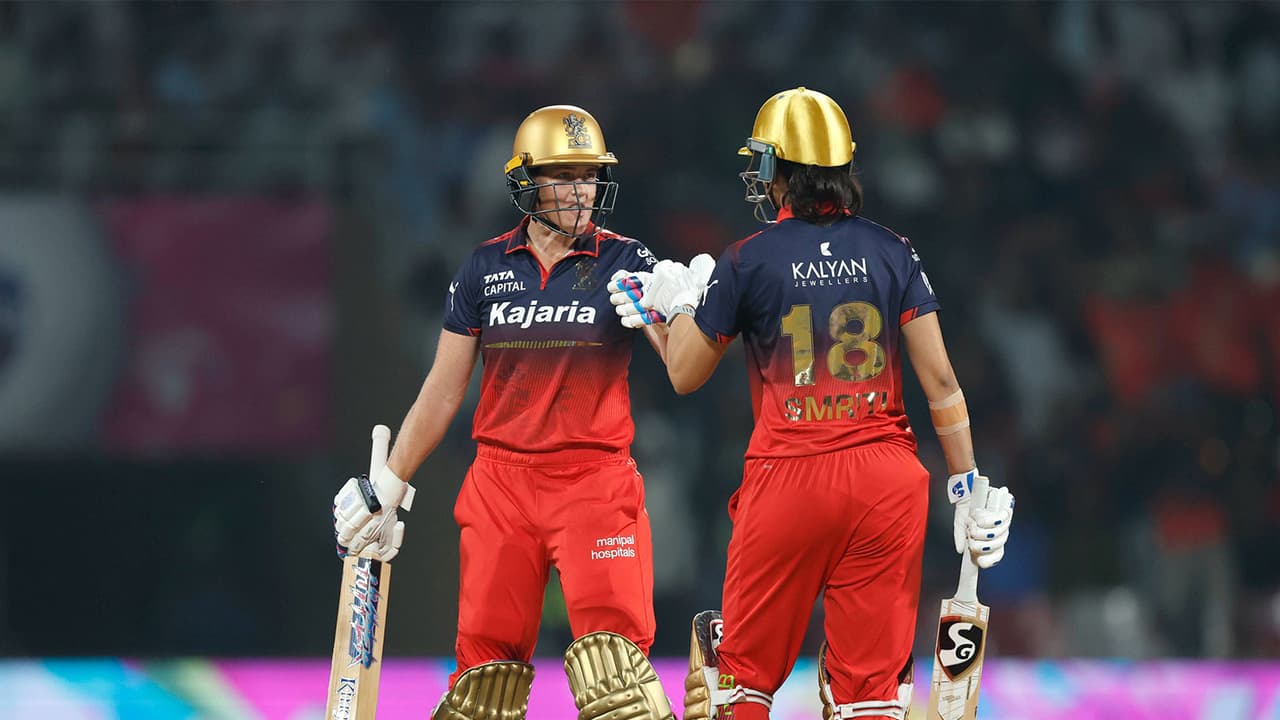 Smriti Mandhana and Grace Harris (Photo: @wplt20 X) Smriti Mandhana and Grace Harris (Photo: @wplt20 X)