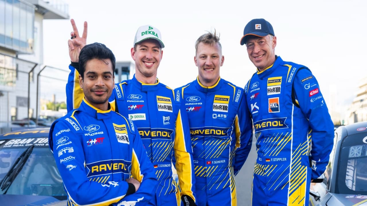 Arjun Maini standing on left (Photo: HRT Ford Performance) Arjun Maini standing on left (Photo: HRT Ford Performance)