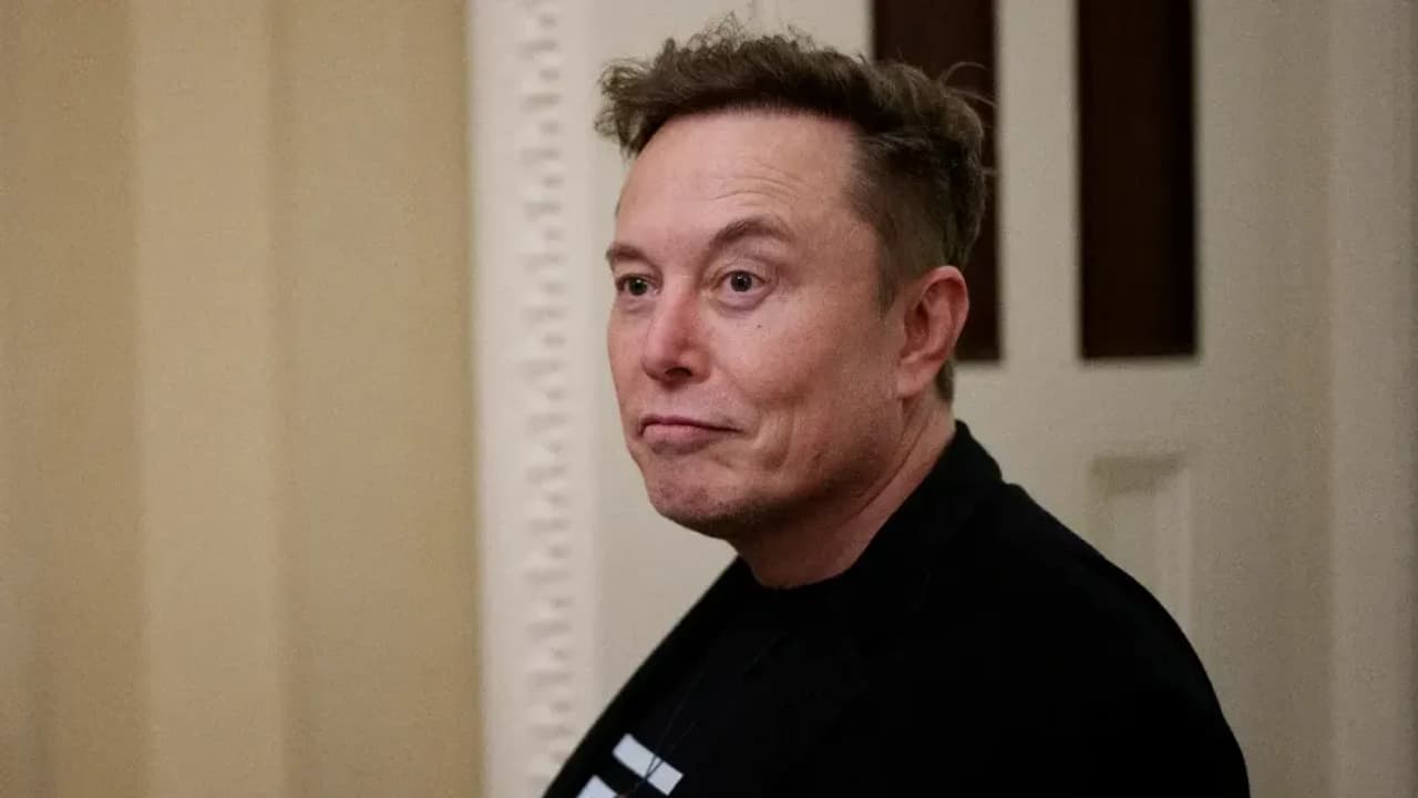 https://stocktwits.com/news articles/markets/equity/elon musk neuralink faces new fda approved rival in precision neuroscience/chQEyMPRbfu