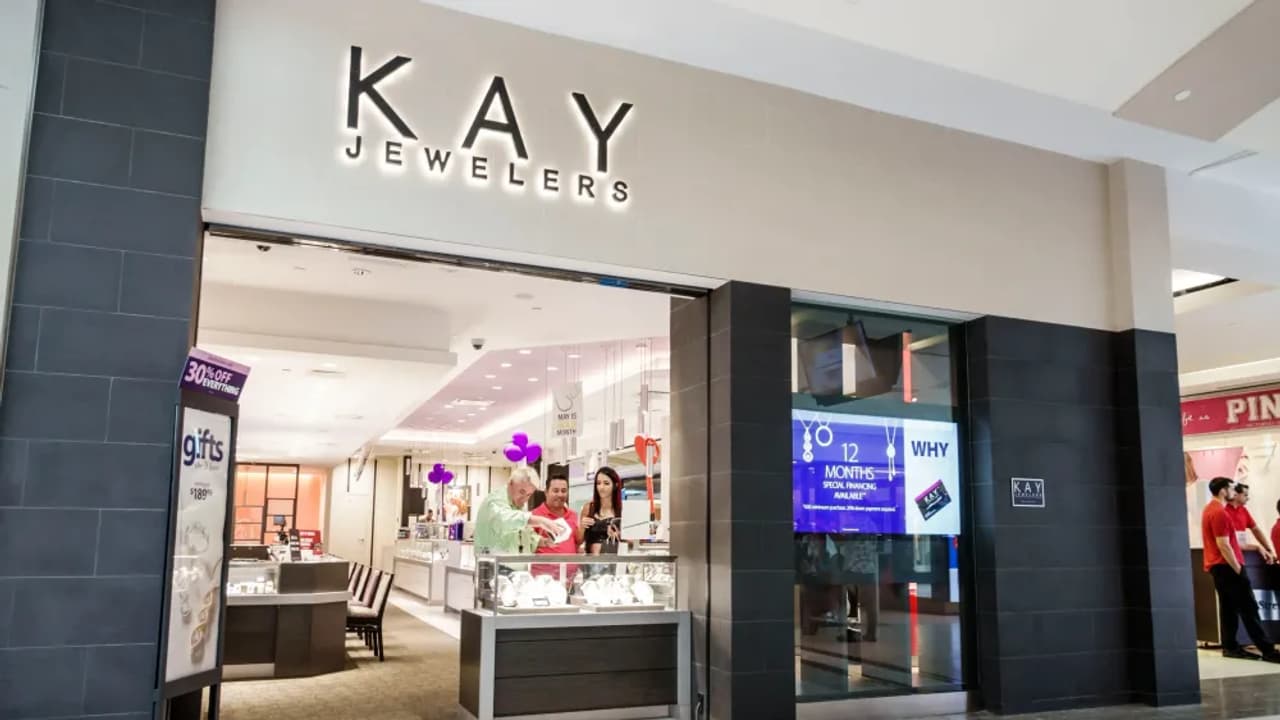 Signet Jewelers Stock Shines Bright After Q4 Beat: Retail Confidence Sparkles