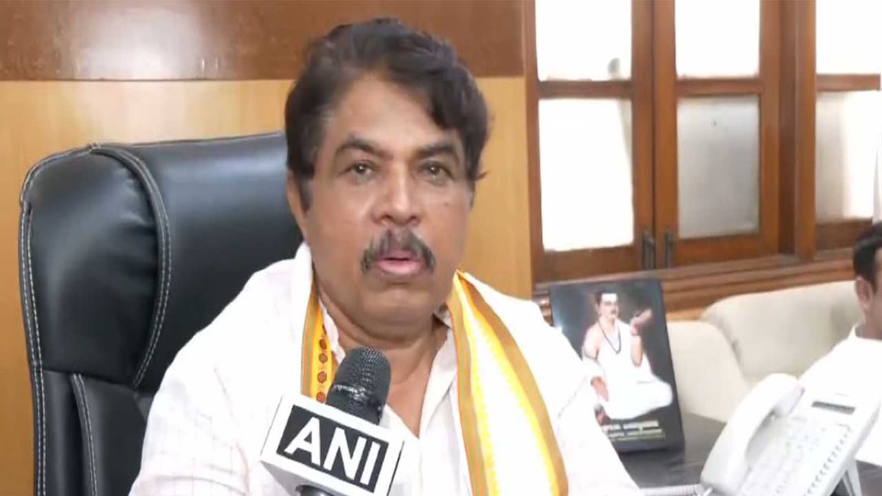 Karnataka Leader of Opposition R Ashoka (Photo/ANI) Karnataka Leader of Opposition R Ashoka (Photo/ANI)