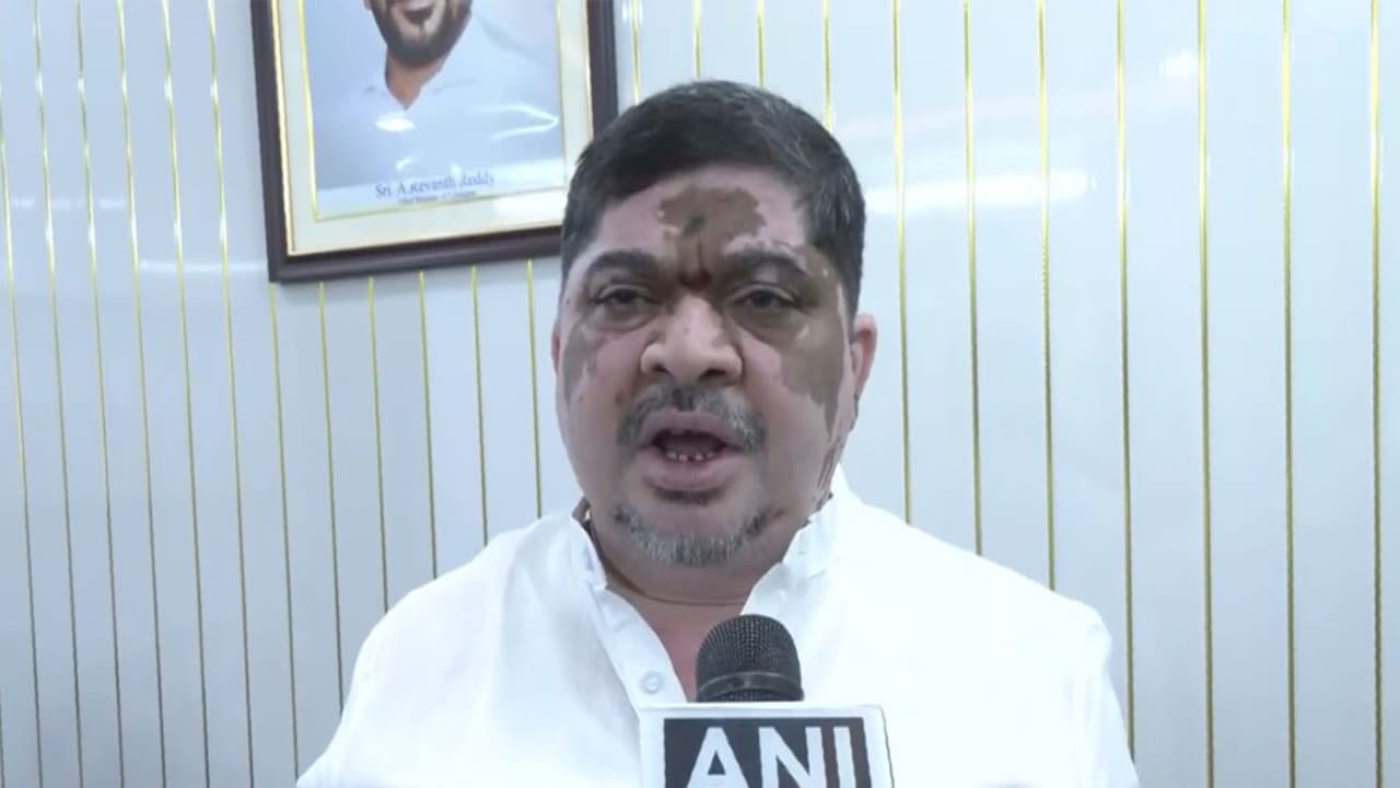 Telangana Minister Ponnam Prabhakar (Photo/ANI) Telangana Minister Ponnam Prabhakar (Photo/ANI)
