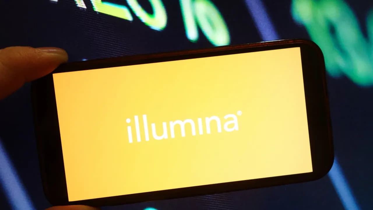 https://stocktwits.com/news articles/markets/equity/illumina stock surges after launching bioinsight/chCYgtvR3O3 https://stocktwits.com/news articles/markets/equity/illumina stock surges after launching bioinsight/chCYgtvR3O3