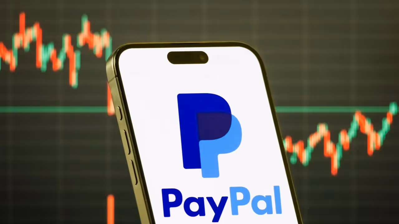 https://stocktwits.com/news articles/markets/equity/pypl stock rises after report says stripe and advent may be ready to raise their paypal bid/cZotH88RJKR https://stocktwits.com/news articles/markets/equity/pypl stock rises after report says stripe and advent may be ready to raise their paypal bid/cZotH88RJKR