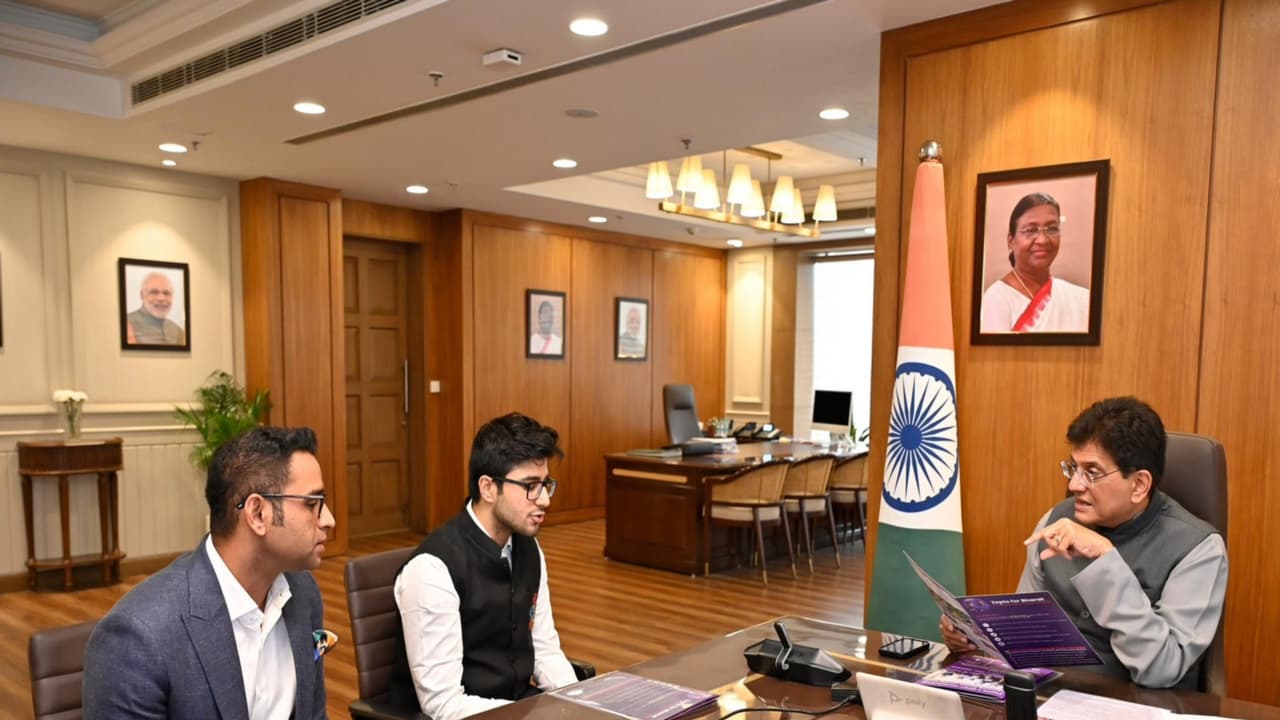 Union Commerce and Industry Minister Piyush Goyal met with Aadit Palicha, Co founder and CEO of Zepto (Photo/X@PiyushGoyal) Union Commerce and Industry Minister Piyush Goyal met with Aadit Palicha, Co founder and CEO of Zepto (Photo/X@PiyushGoyal)