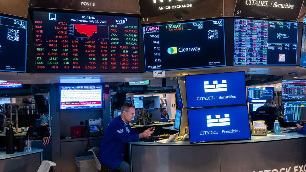 https://stocktwits.com/news articles/markets/equity/us stock futures flat after s and p500 dow end at record highs/cZo5yAlRJ4k https://stocktwits.com/news articles/markets/equity/us stock futures flat after s and p500 dow end at record highs/cZo5yAlRJ4k