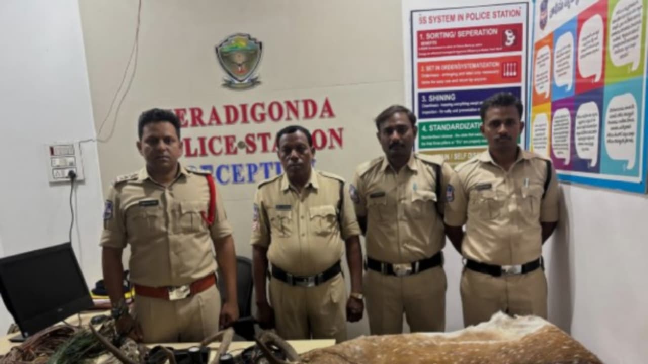 Siezed items (Photo/Adilabad Police) Siezed items (Photo/Adilabad Police)