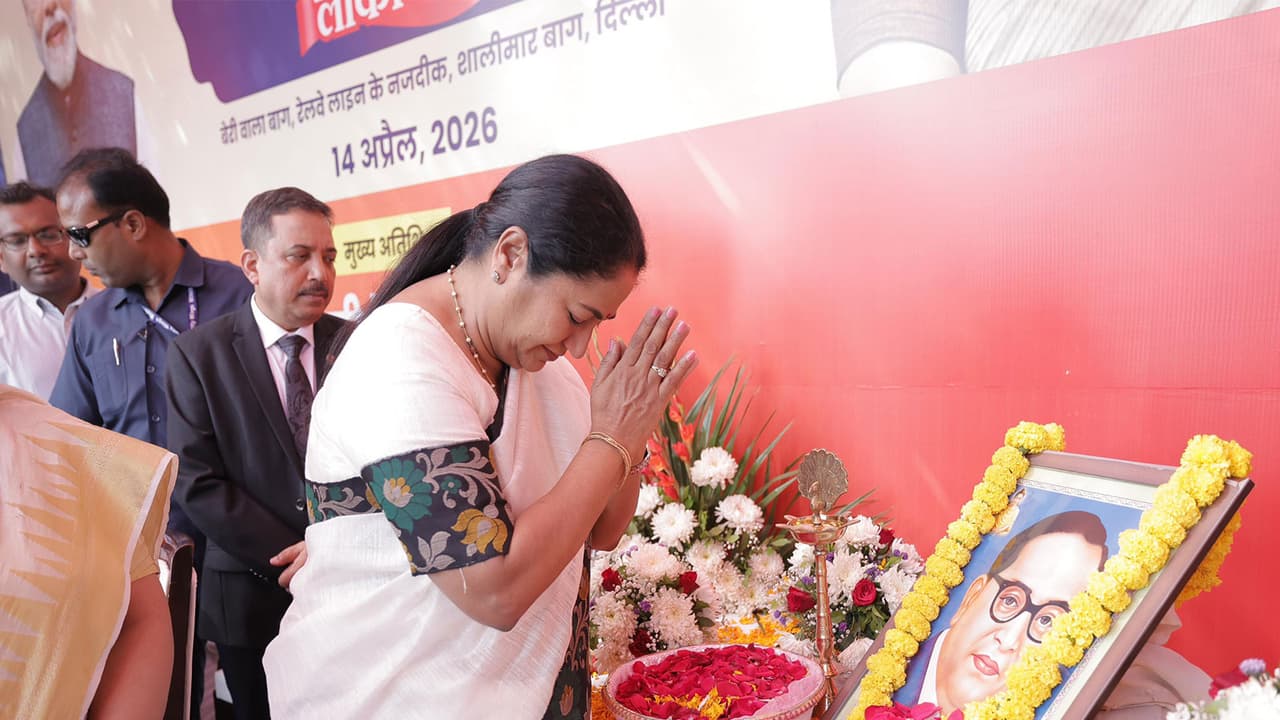 CM Rekha Gupta pays tribute to BR Ambedkar (Photo/X/@gupta_rekha) CM Rekha Gupta pays tribute to BR Ambedkar (Photo/X/@gupta_rekha)