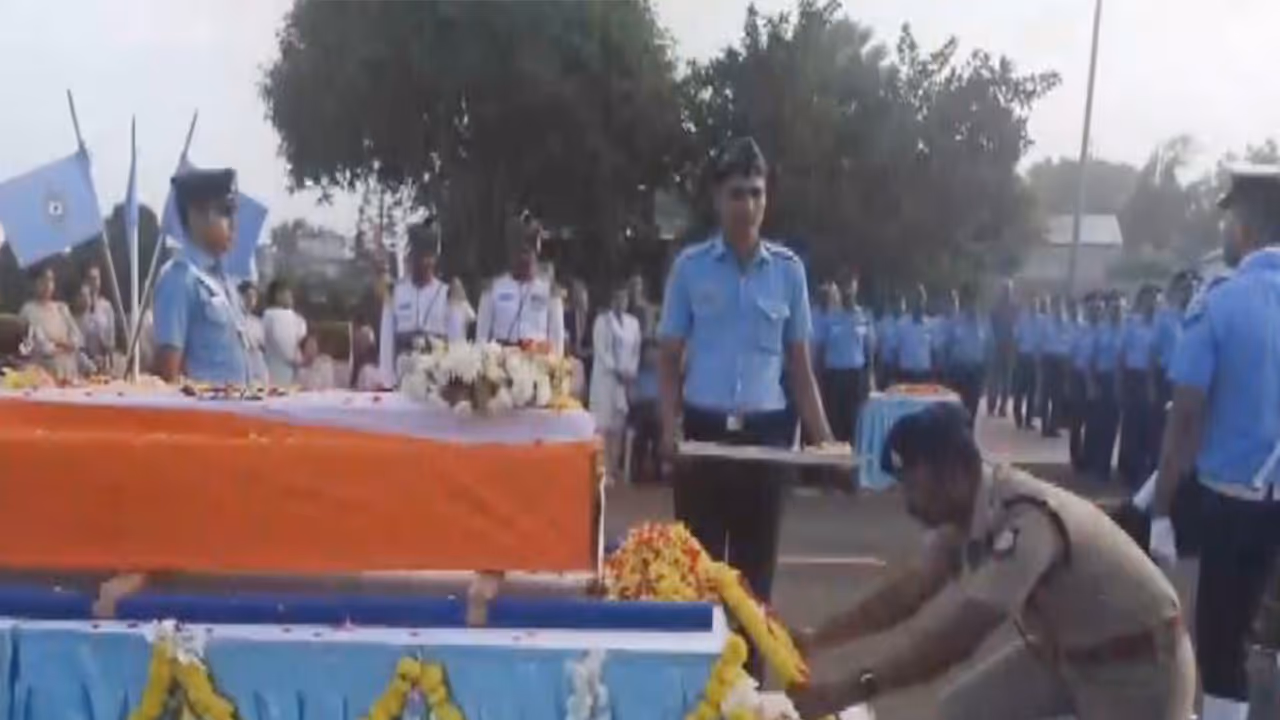 Mortal remains of Wing Commander Namansh Syal brought to Sulur Air Base (Photo/Coimbatore District Administration) Mortal remains of Wing Commander Namansh Syal brought to Sulur Air Base (Photo/Coimbatore District Administration)
