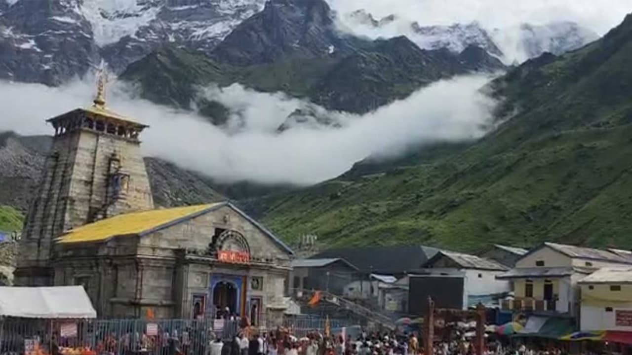 Crowd at Kedarnath Dham (Photo/ANI) Crowd at Kedarnath Dham (Photo/ANI)