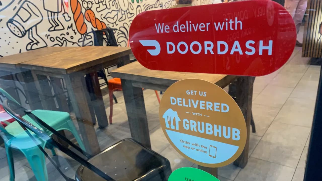https://stocktwits.com/news articles/markets/equity/uber doordash caused 5800 annual tip loss for delivery workers in new york says report/cmUXlzyR4IN https://stocktwits.com/news articles/markets/equity/uber doordash caused 5800 annual tip loss for delivery workers in new york says report/cmUXlzyR4IN