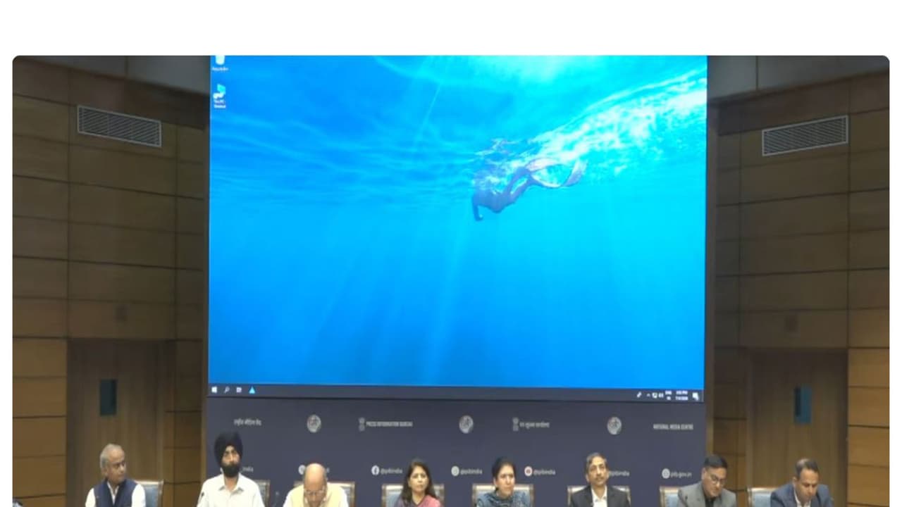 Auto industry experts held press conference to address concerns over E20 ethanol blended petrol (Photo/Youtube@PIB) Auto industry experts held press conference to address concerns over E20 ethanol blended petrol (Photo/Youtube@PIB)