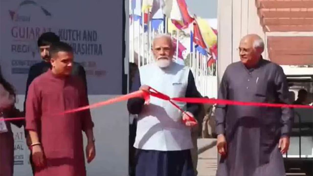 PM Narendra Modi inaugurates the Vibrant Gujarat Regional Conference (Photo/ANI) PM Narendra Modi inaugurates the Vibrant Gujarat Regional Conference (Photo/ANI)