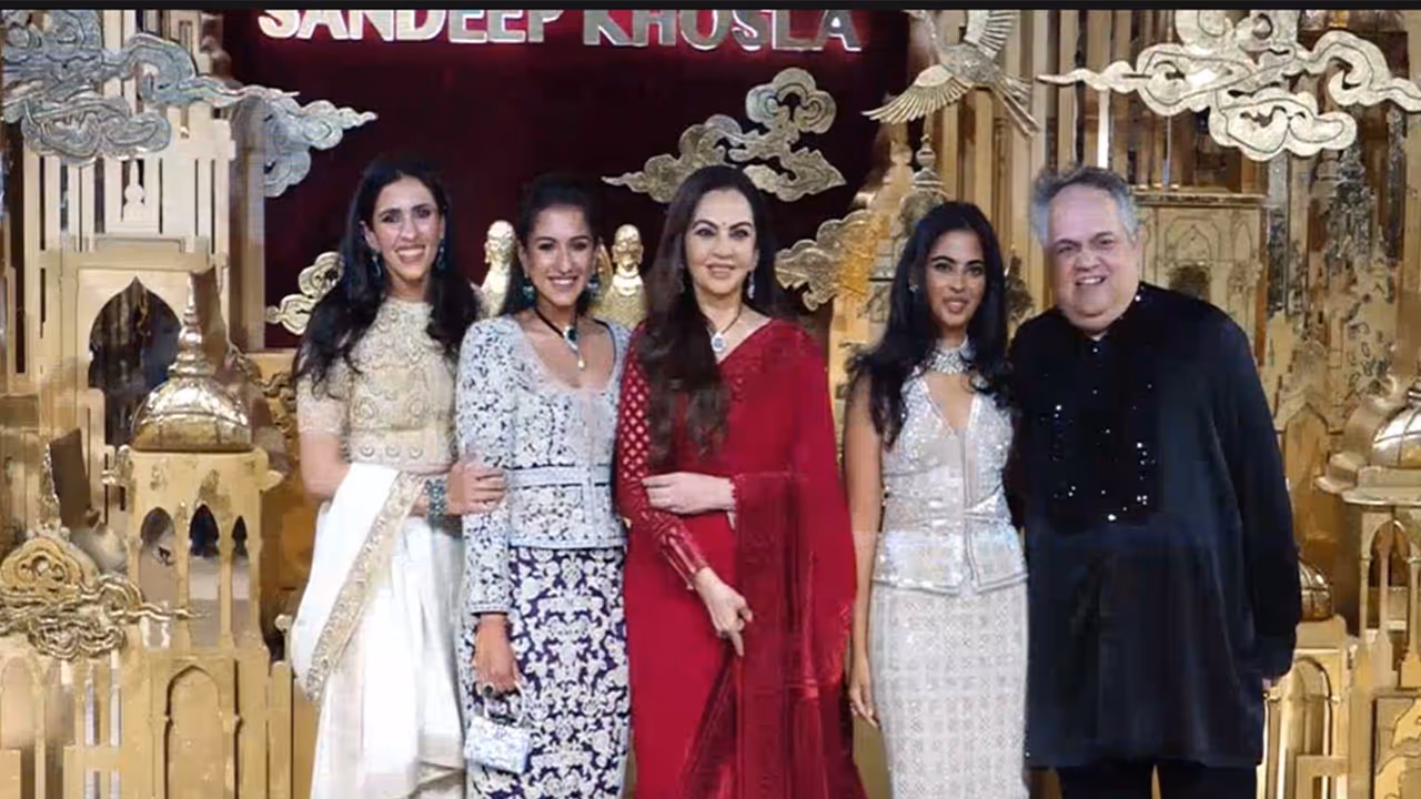 Nita Ambani, Isha, Radhika and Shloka at Abu Jani Sandeep Khosla’s 40th year bash (Photo/ANI) Nita Ambani, Isha, Radhika and Shloka at Abu Jani Sandeep Khosla’s 40th year bash (Photo/ANI)