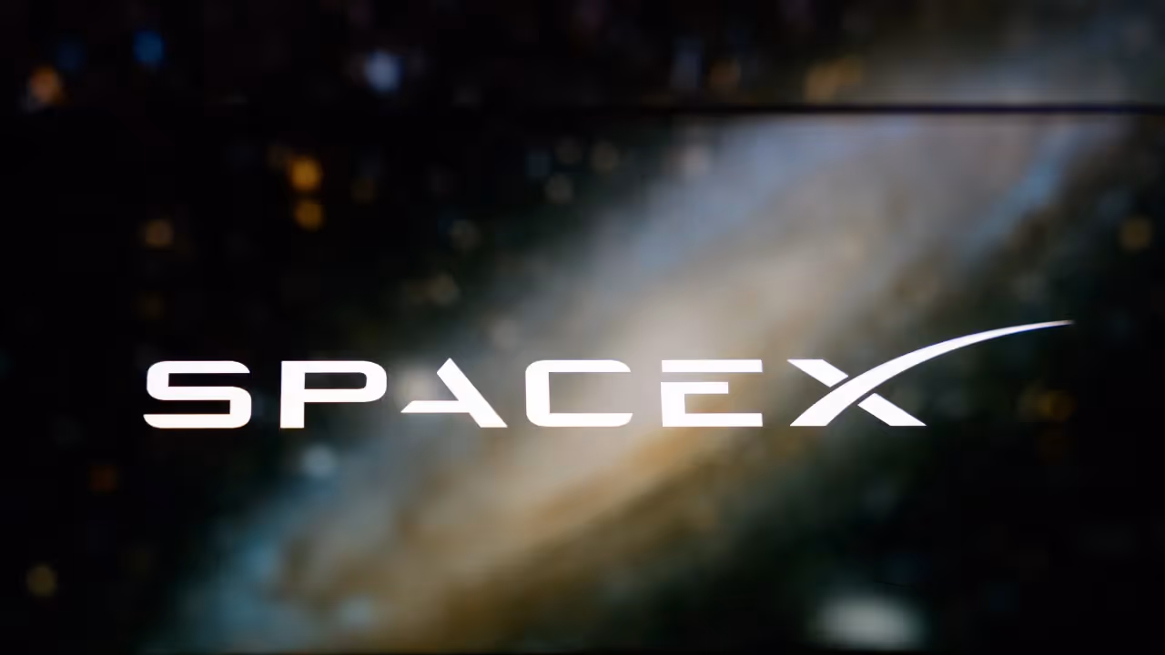 https://stocktwits.com/news articles/markets/equity/space x ipo wall street titan black rock reportedly orders massive 5 b stake/cZKTUXYR72s https://stocktwits.com/news articles/markets/equity/space x ipo wall street titan black rock reportedly orders massive 5 b stake/cZKTUXYR72s