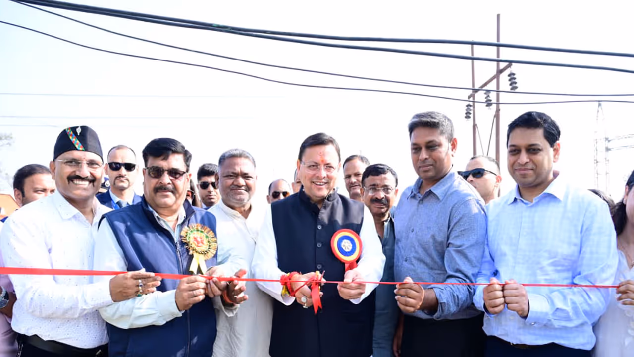 Uttarakhand CM Pushkar Singh Dhami inaugurates an Open Gym (Photo/ANI) Uttarakhand CM Pushkar Singh Dhami inaugurates an Open Gym (Photo/ANI)