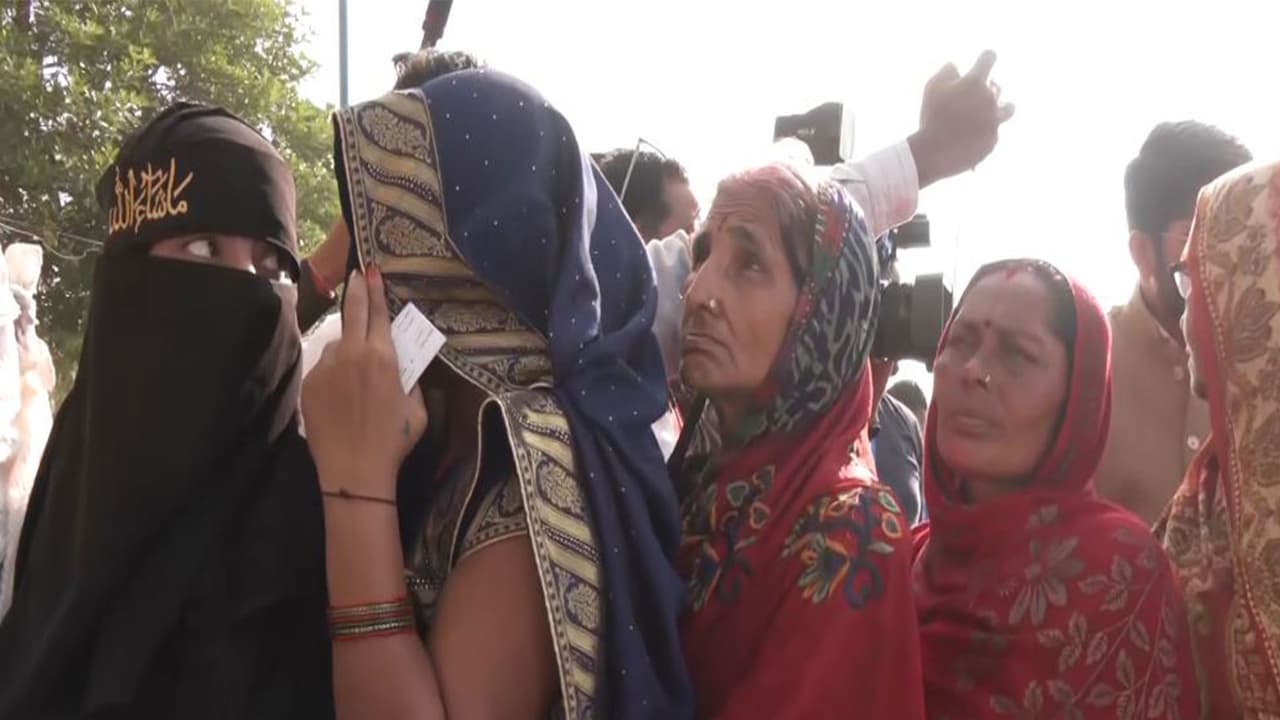 Women voters in Siwan's Pratappur village (File Photo/ANI) Women voters in Siwan's Pratappur village (File Photo/ANI)