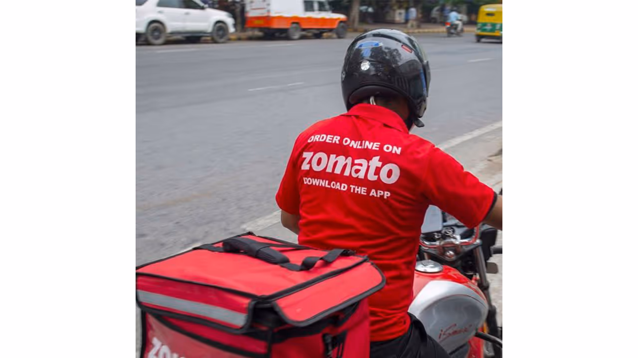 A Zomato delivery partner (Photo/@zomato) A Zomato delivery partner (Photo/@zomato)
