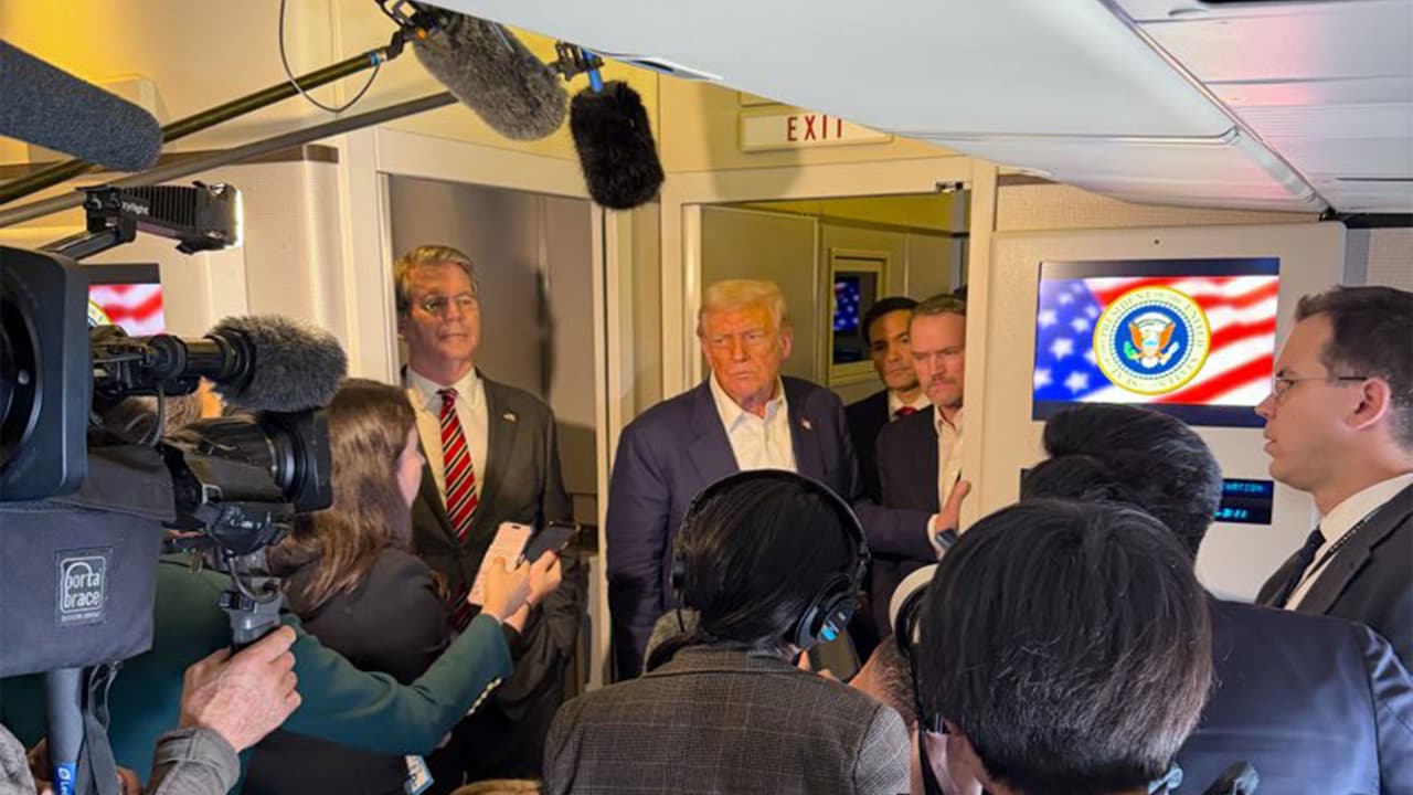 US President Donald Trump interacts with journalists (File Photo/@PressSec)