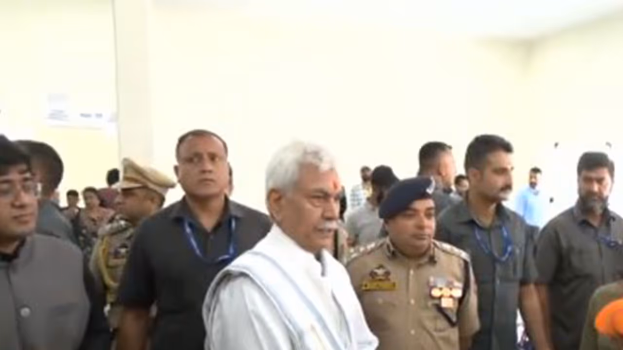 Jammu and Kashmir Lieutenant Governor Manoj Sinha (Photo/ANI) Jammu and Kashmir Lieutenant Governor Manoj Sinha (Photo/ANI)