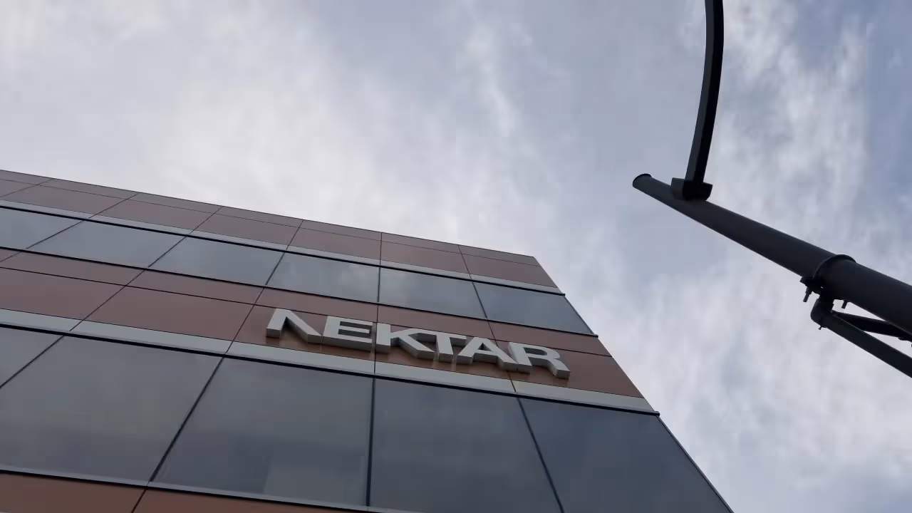 https://stocktwits.com/news articles/markets/equity/nektar therapeutics announces positive data from eczema drug in mid stage trial/chm40c0RR3i