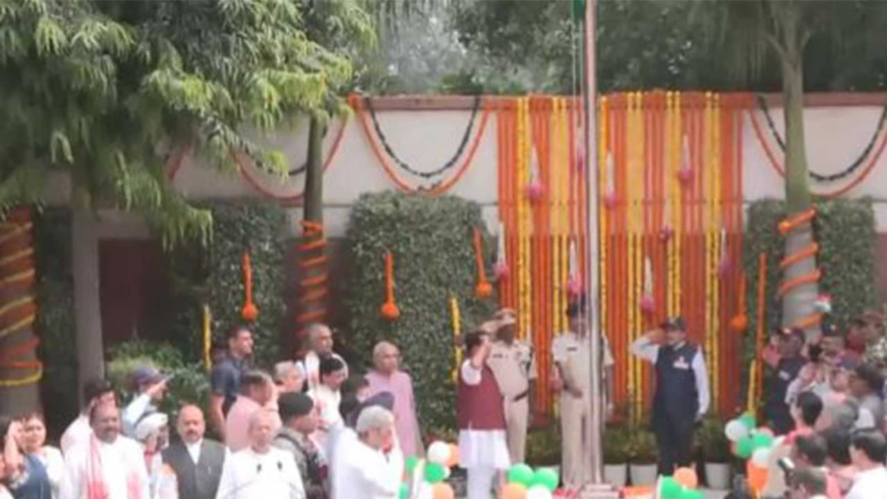 Nitin Nabin hoisted the national flag at the BJP headquarters in New Delhi (Photo/ANI) Nitin Nabin hoisted the national flag at the BJP headquarters in New Delhi (Photo/ANI)