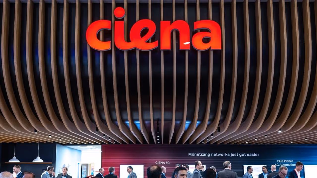 https://stocktwits.com/news articles/markets/equity/cien draws slew of target hikes post financial targets forecast stock s 10 surge takes it near 200 dma/cZtrstjRBdf https://stocktwits.com/news articles/markets/equity/cien draws slew of target hikes post financial targets forecast stock s 10 surge takes it near 200 dma/cZtrstjRBdf