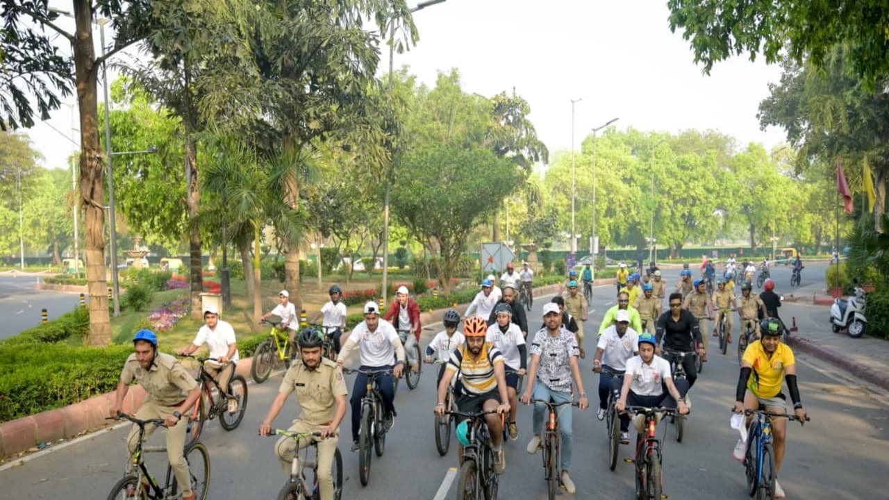 The participants riding cycles in 66th edition of Fit India Sundays on Cycle. (Photo: SAI Media) The participants riding cycles in 66th edition of Fit India Sundays on Cycle. (Photo: SAI Media)