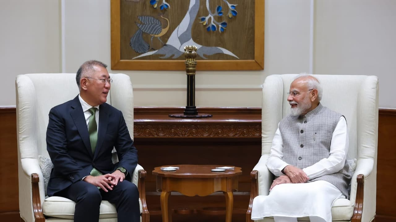 Meeting between Indian Prime Minister Narendra Modi and Hyundai Motor Group Executive Chair Euisun Chung at the Prime Minister’s Office in New Delhi on October 13, 2026 (Photo/Hyundai) Meeting between Indian Prime Minister Narendra Modi and Hyundai Motor Group Executive Chair Euisun Chung at the Prime Minister’s Office in New Delhi on October 13, 2026 (Photo/Hyundai)