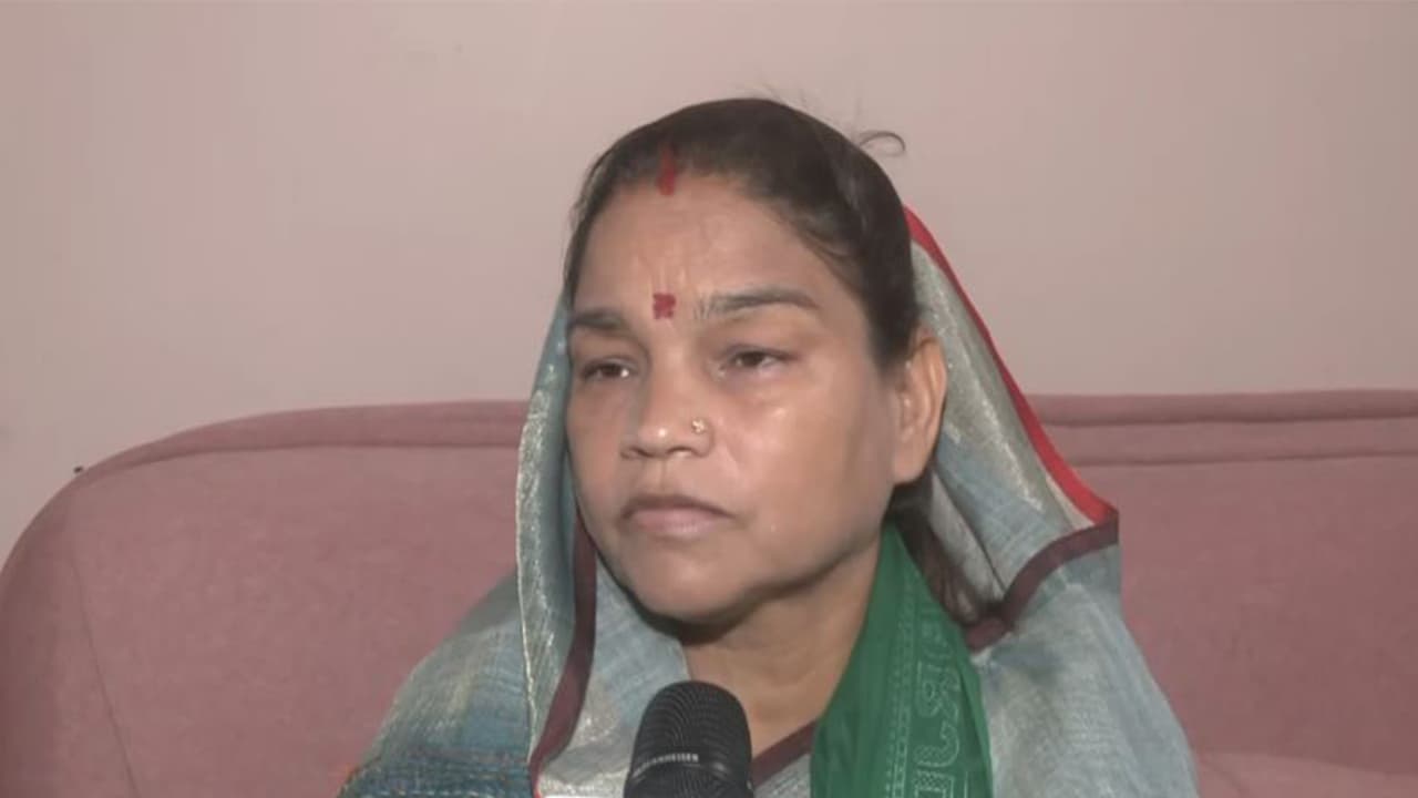 RJD candidate Veena Devi (Photo/ANI) RJD candidate Veena Devi (Photo/ANI)