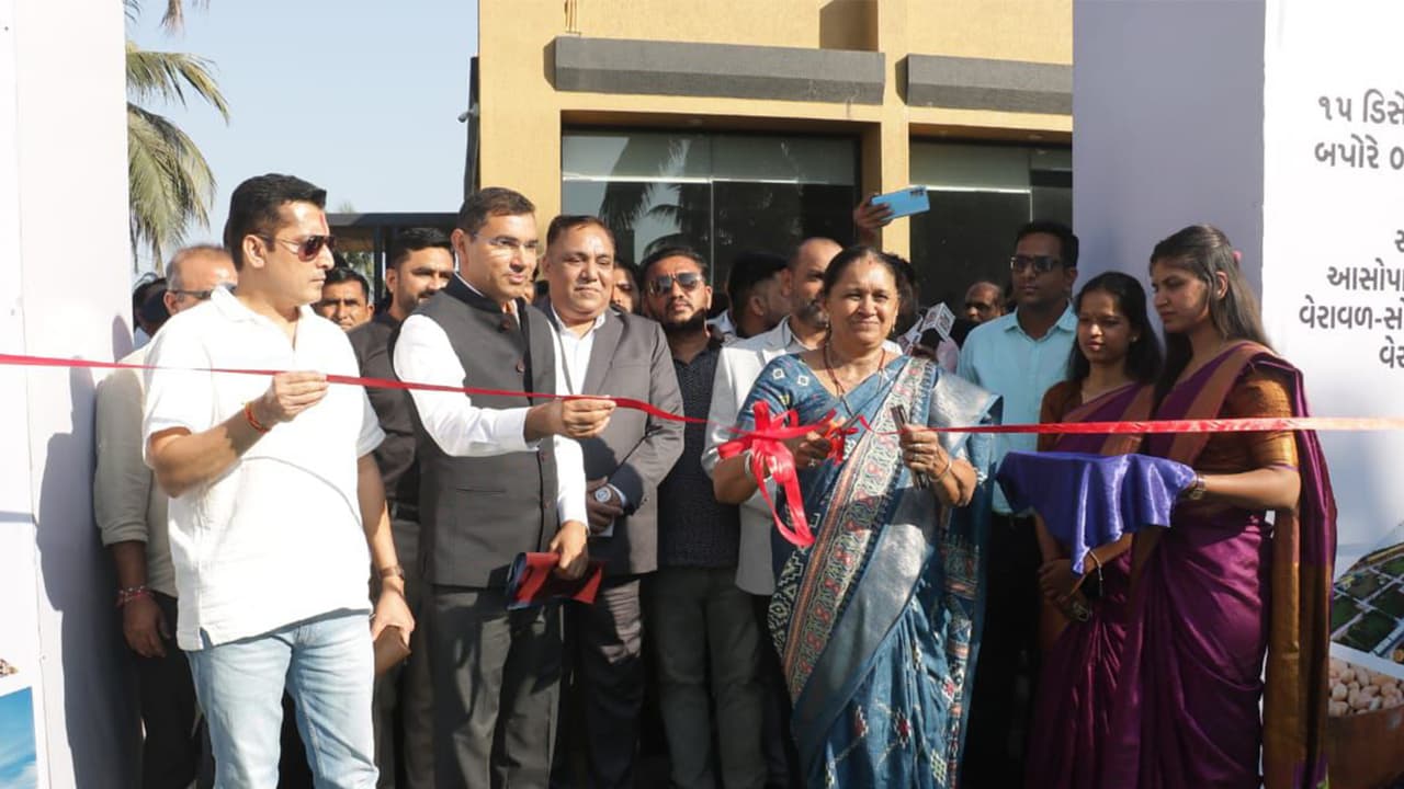 District level vibrant Gujarat Regional Conference held in Veraval (Photo: Gujarat CMO) District level vibrant Gujarat Regional Conference held in Veraval (Photo: Gujarat CMO)