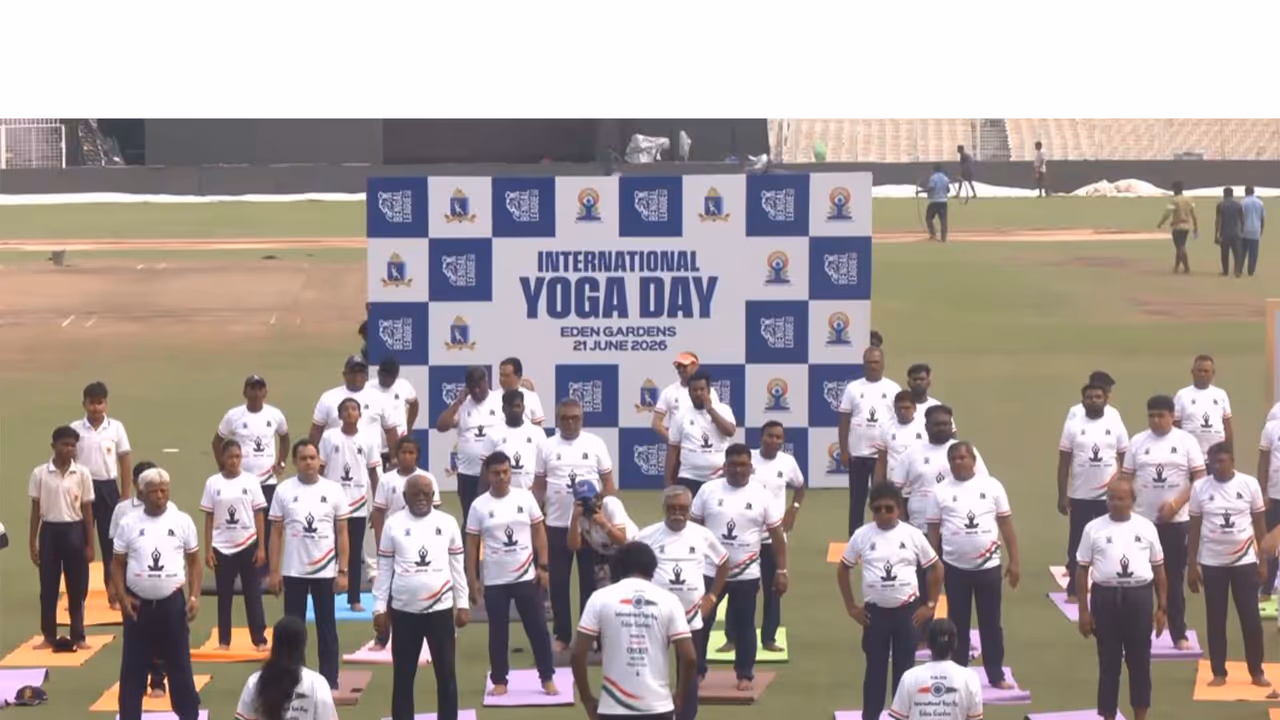 Eden Gardens hosts International Yoga Day celebrations (Photo/ANI) Eden Gardens hosts International Yoga Day celebrations (Photo/ANI)