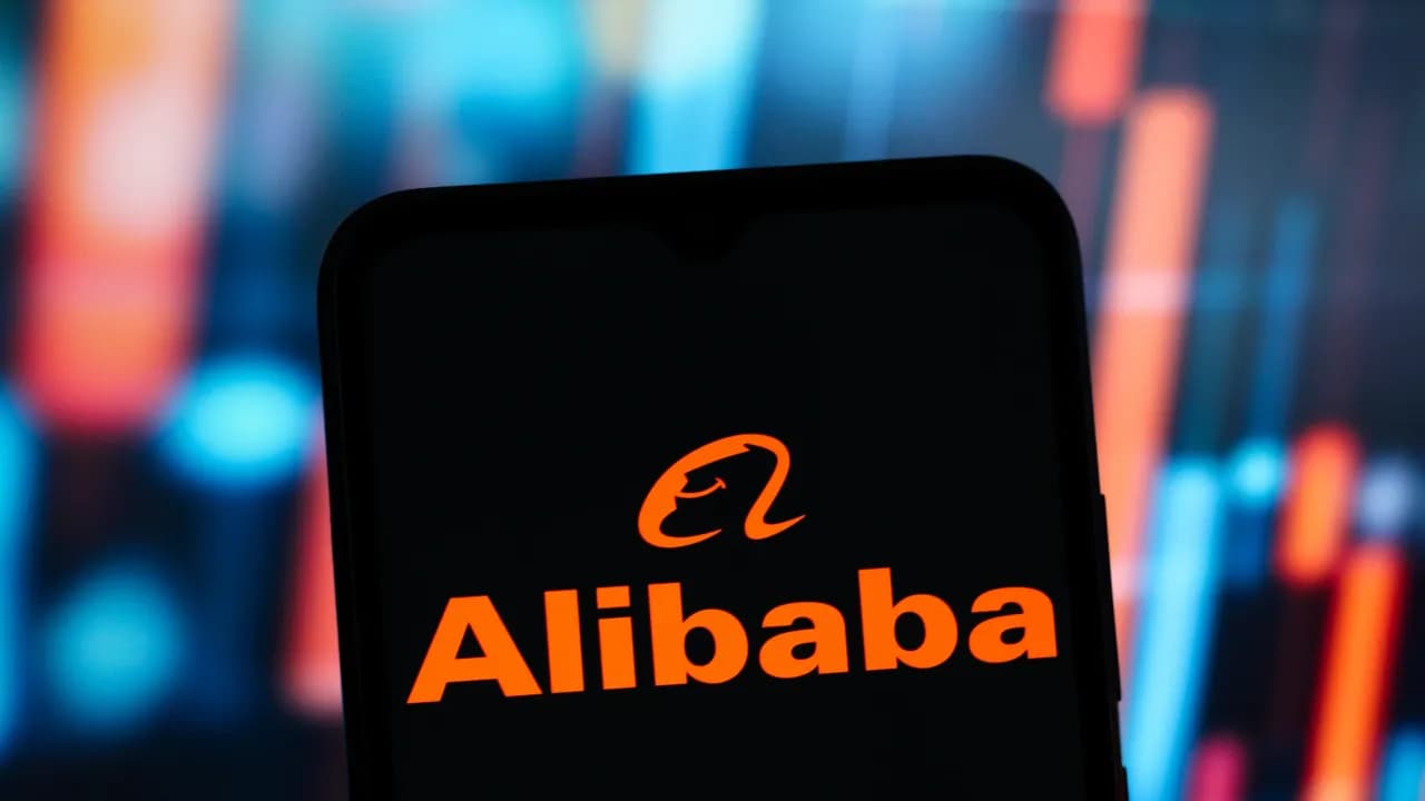 https://stocktwits.com/news articles/markets/equity/alibaba jumps 3 premarket barclays sees strong cloud growth instant commerce woes ending/chw06pjRdsr https://stocktwits.com/news articles/markets/equity/alibaba jumps 3 premarket barclays sees strong cloud growth instant commerce woes ending/chw06pjRdsr